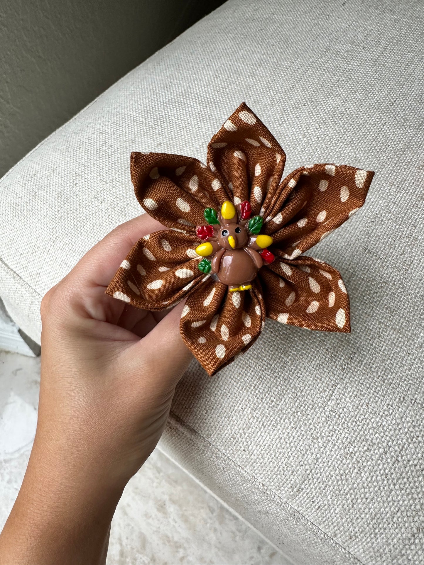 Thanksgiving Collar Flowers